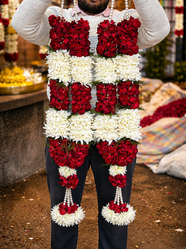 Elegant Rose & White Floral Garland